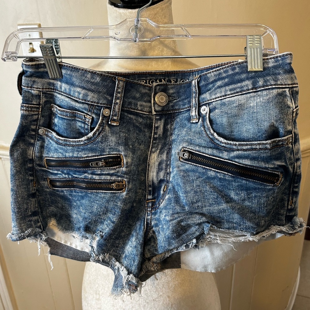 American Eagle Outfitters Hi-Rise Distressed Acid Wash Denim Shorts-Size 8